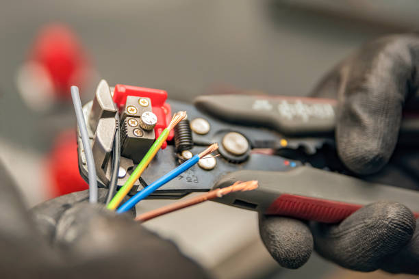 Best Electrical Outlet Repair  in Waynesboro, MS
